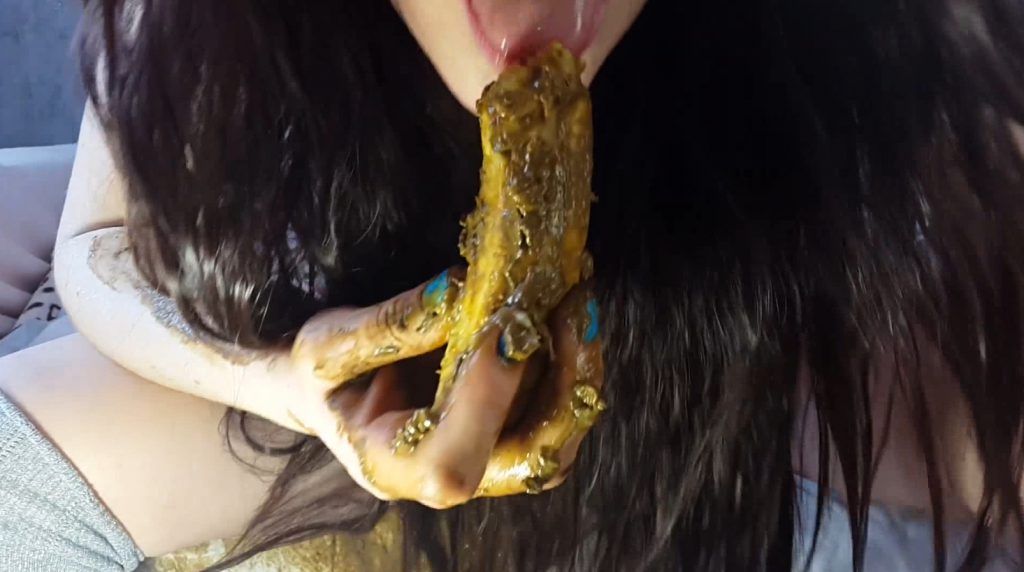 Anna and Banana – Anna Coprofield - 5