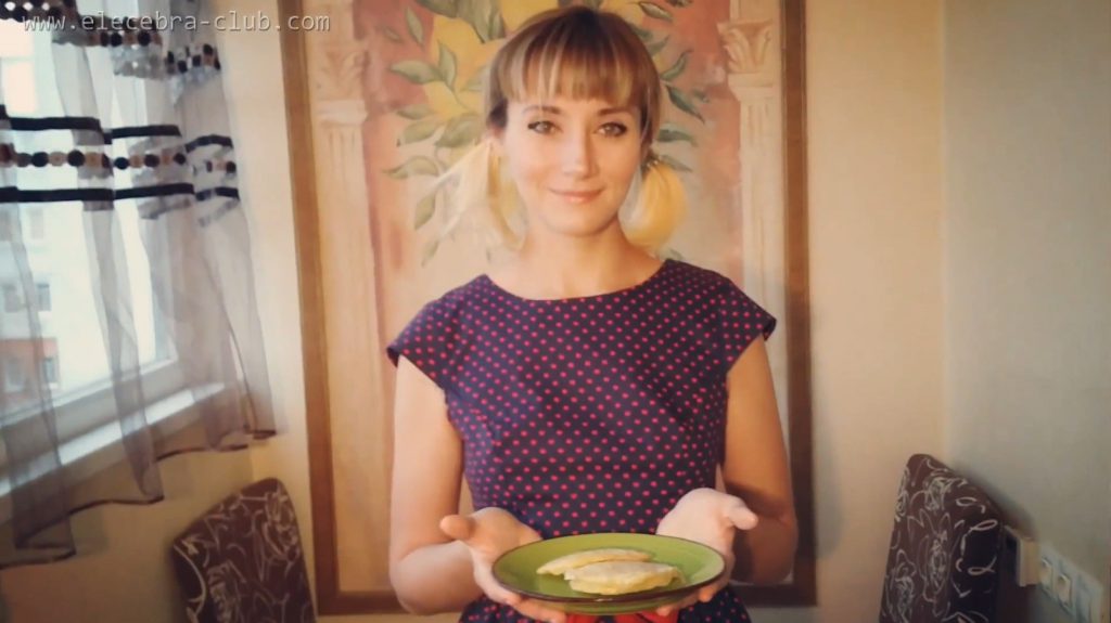 Elecebra – Pancakes (Full HD-1080p) - 2