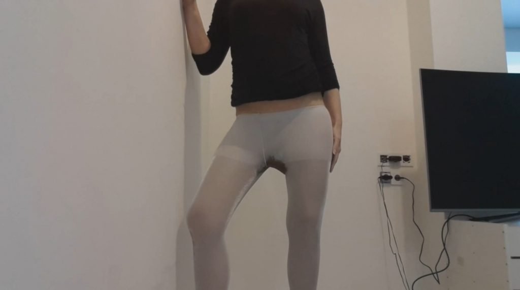 Shine Pantyhose Messy - Pantyhose Shitting - 4