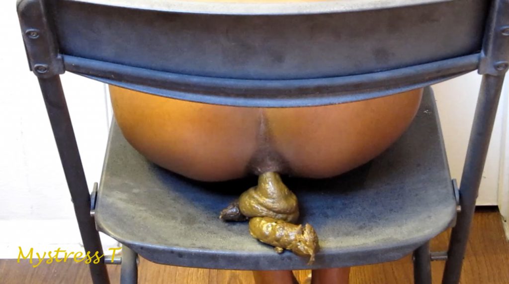 Nasty Poo on Black Chair scat solo 3