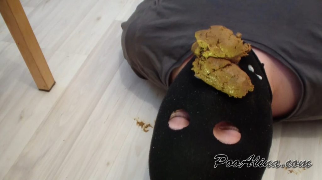 PooAlina - Pooping and spitting in slave mouth - 4