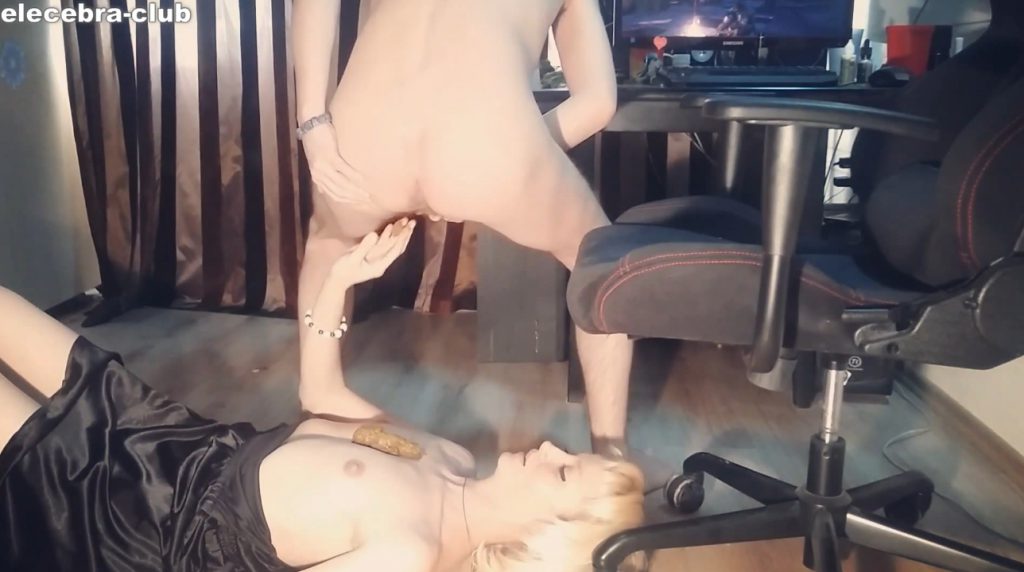 Shitty Foot Feeding – Elecebra - 2