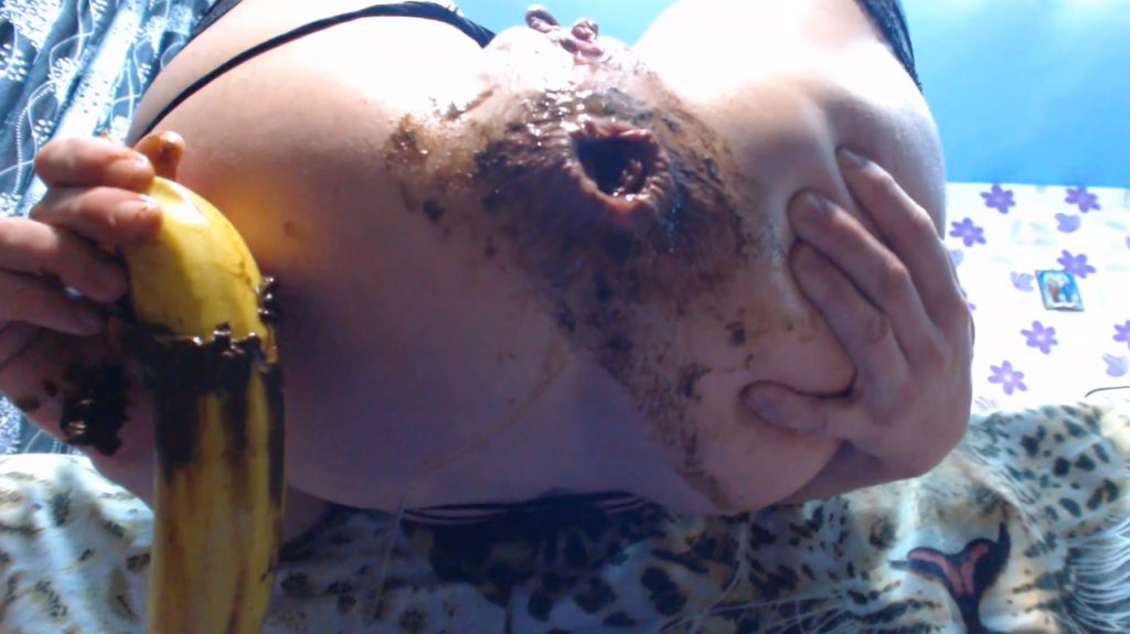 Fucking dirty ass by banana-dildo in Full HD-1080p - 5
