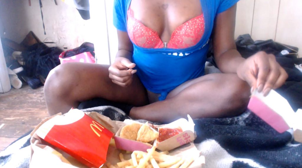 Lustymaylasia - Mcdonalds’ Shit Eating in FULL HD 1080p - 2