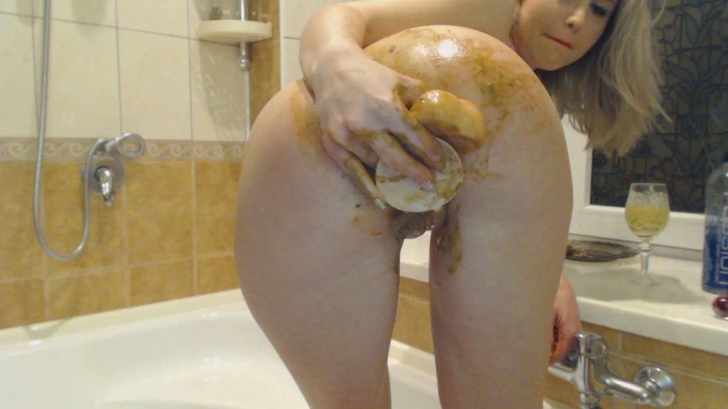 DirtyLena - dirty anal with pee - 5