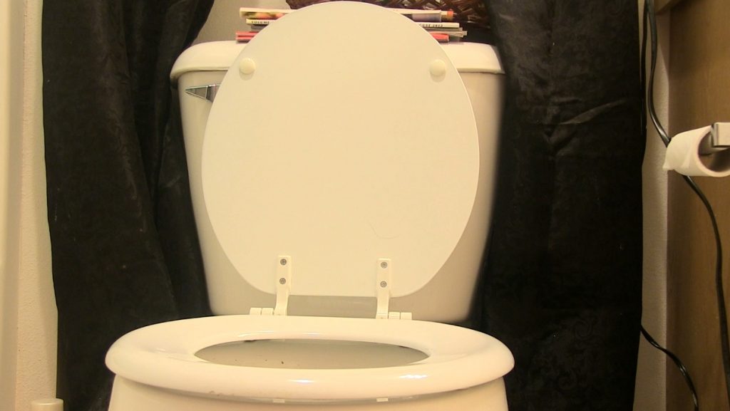 Mandy Flores - Morning Piss, Fart, And Huge Shit (Scat Solo, 720p, farting) Screen 4