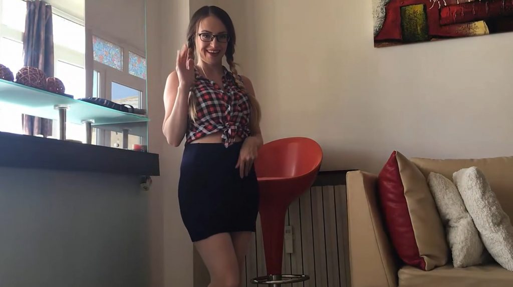 Shit Desperation, Anal And Smearing - Josslyn Kane