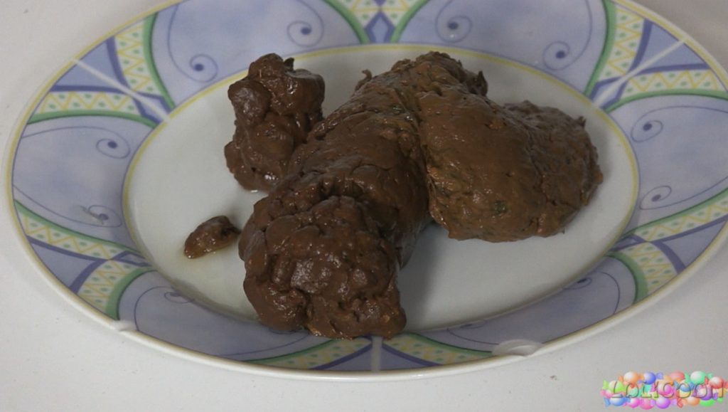 Lolicoon - close up shit and cut (Pooping Solo in Full HD 1080) img 3