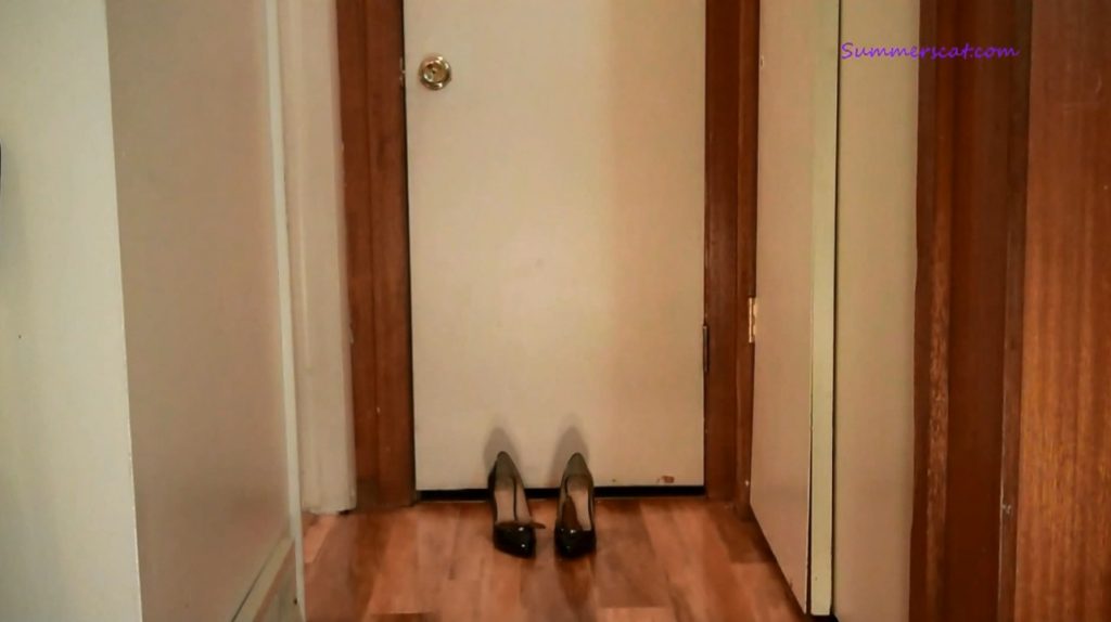 Cosmic Girl Summer - Shit In Shoes (Copro Solo - Full HD) Pic 3