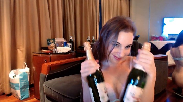 Littlemisskinky - dirty double-bottle-fuck