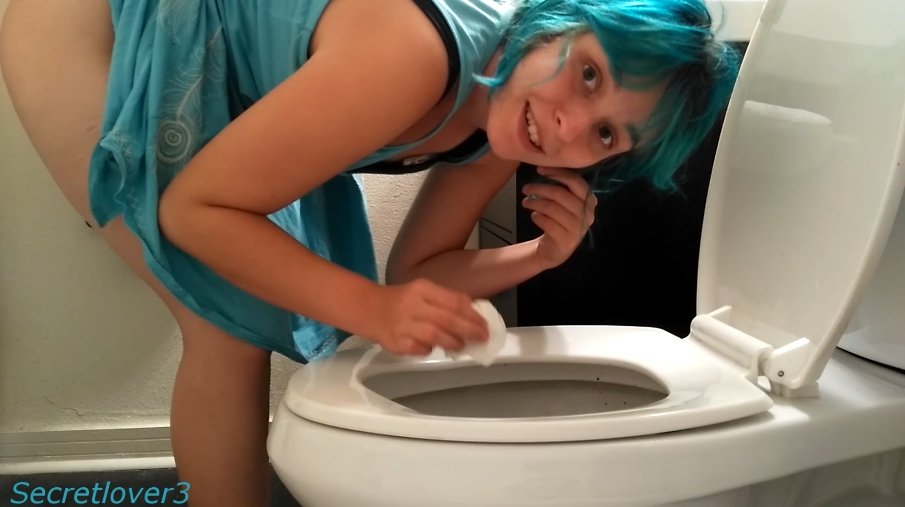 Toilet spray - Secretlover3 (FULL HD 1080p) Image 3