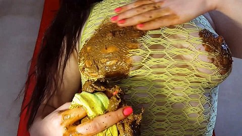 Dirty yellow panties (Anna Coprofield - April 2018) Image 5