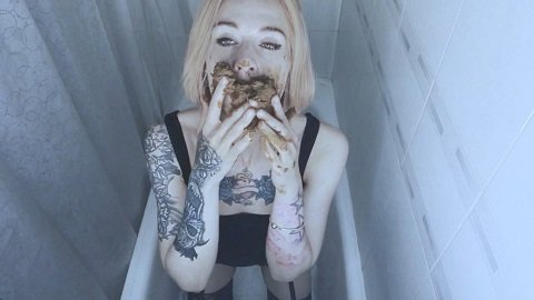 AMAZING Scat Play Full Smearing and Sucking (13.06.2018) Dirty Betty - Image 3