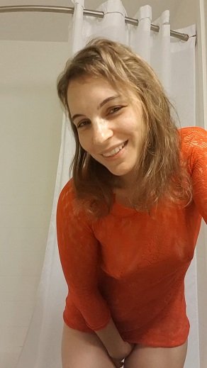 LittleMissKinky - Some casual poops (Full-HD / 1920 / 588,54 mb)